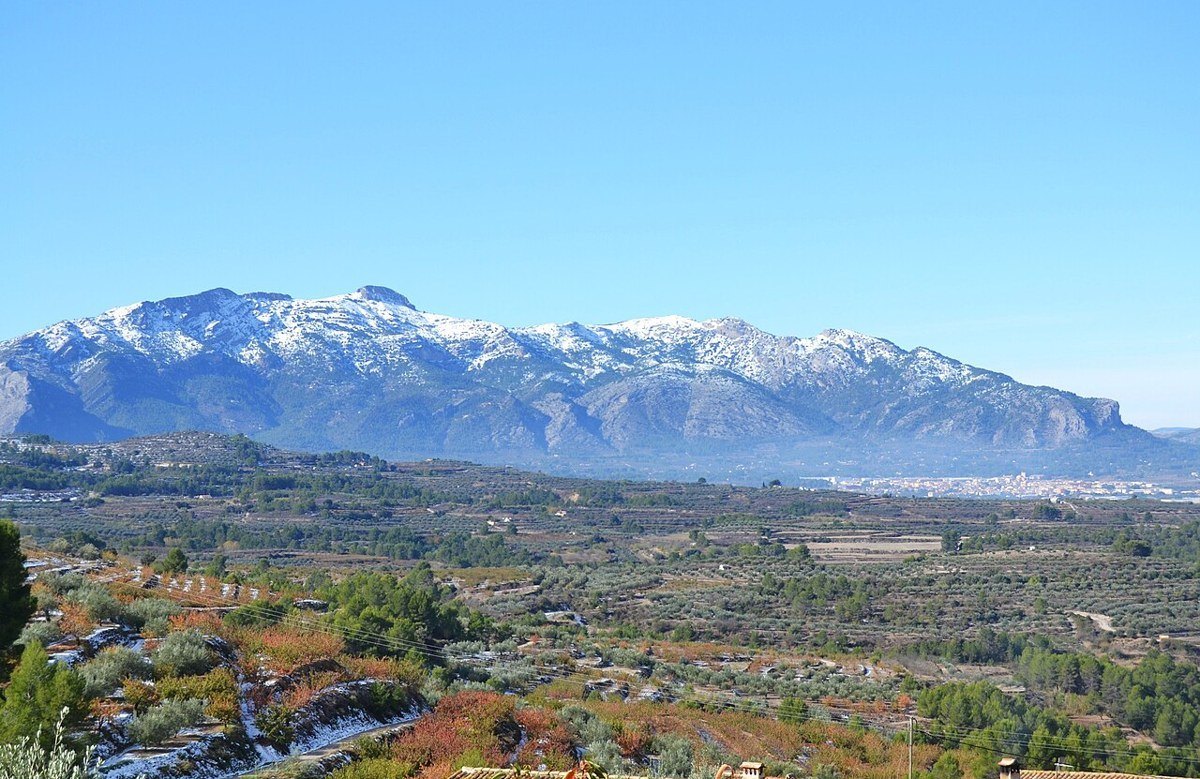Parc Natural de la Serra de Mariola — Serra de Mariola