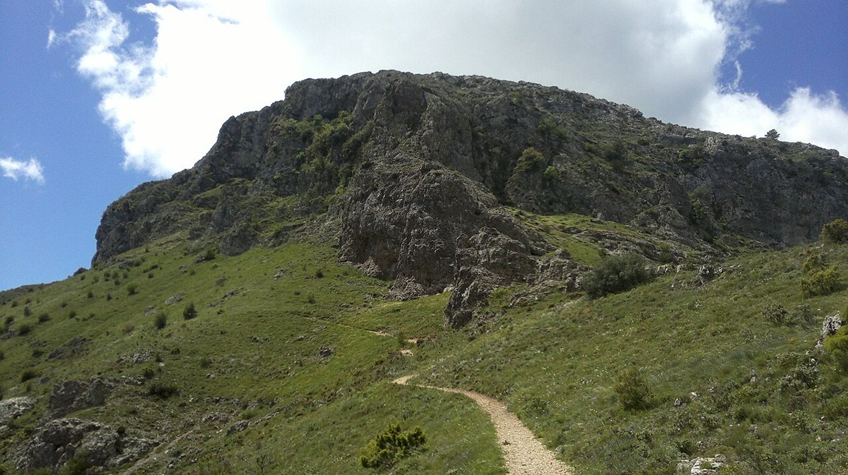 Rutas de senderismo — Montcabrer