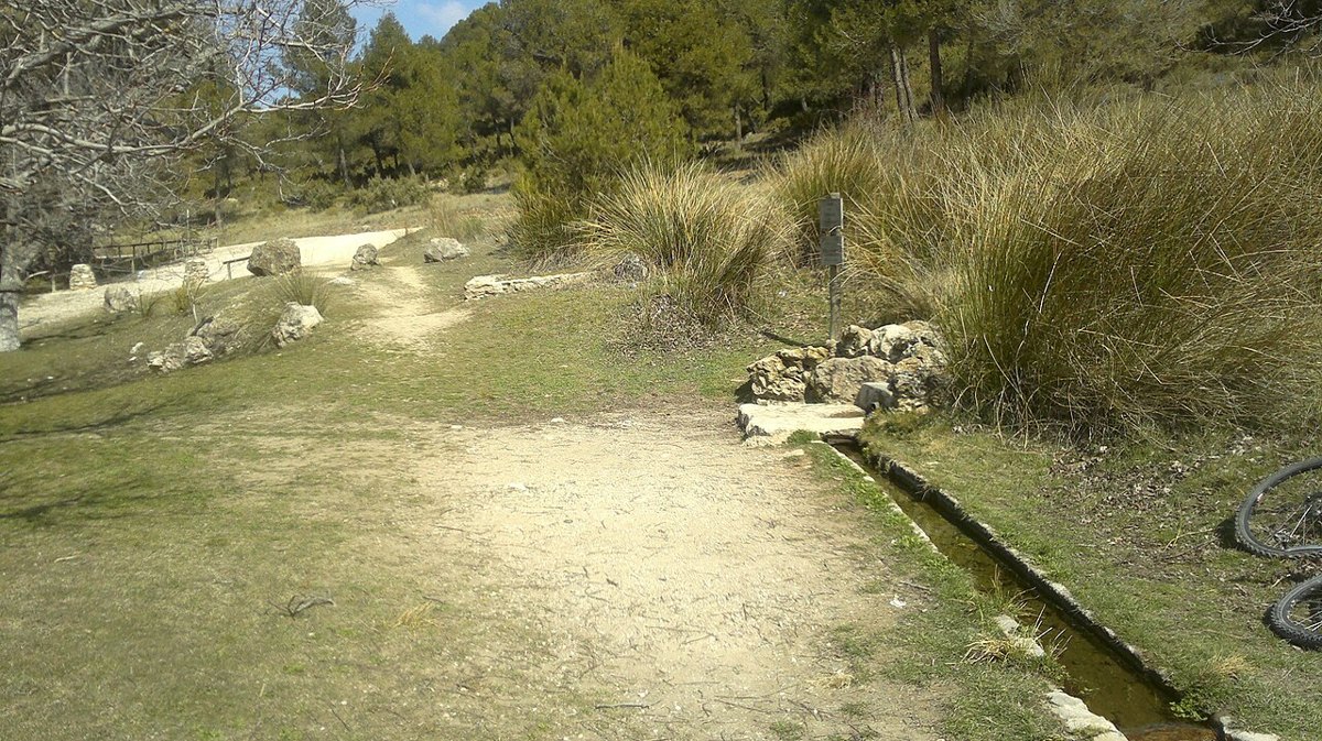 Fuentes y áreas recreativas — Font de Mariola